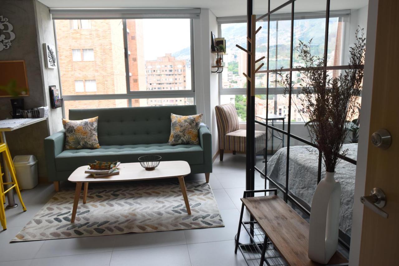 Moderno Y Agradable En El Centro De Apartment Medellin